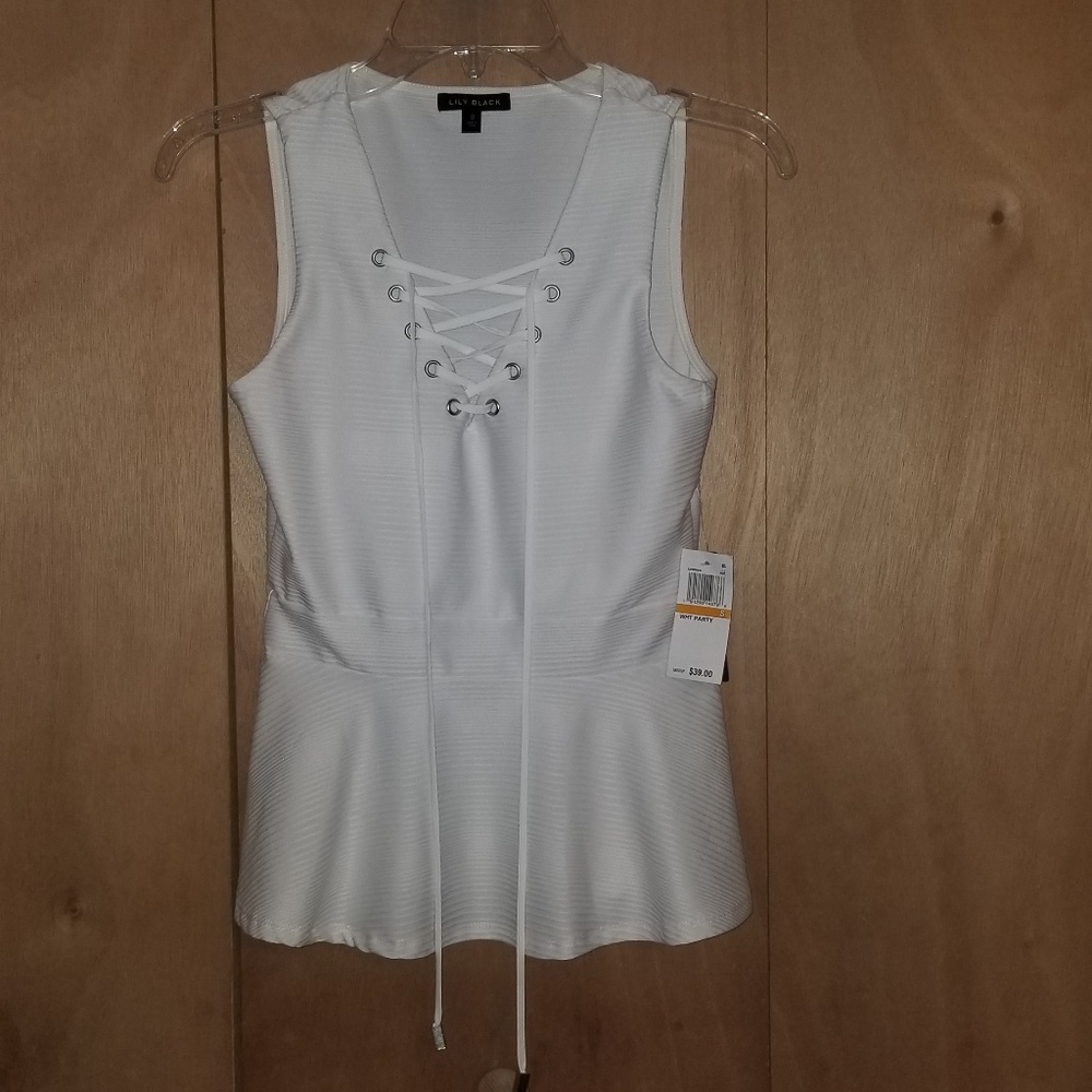 Lace up ribbed peplum top NWT